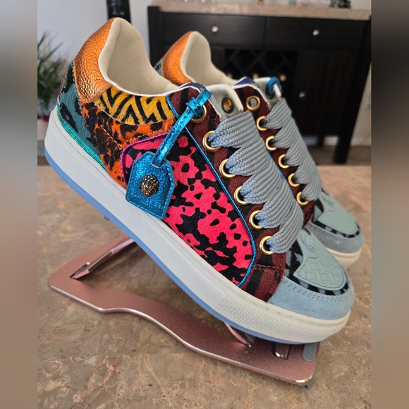 Kurt Geiger Shoes - Kurt Geiger LondonSouthbank Tag patchwork lace-up sneakers. Size 41 - US 10